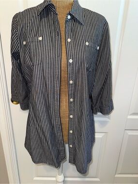 Derek Heart Black and White Striped Button-Down Shirt